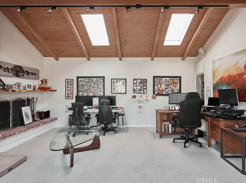 815 California St, El Segundo CA  90245-3250 exterior