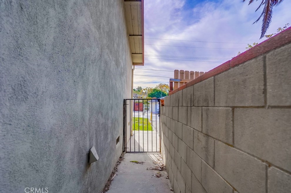 4825 Klamath St, Los Angeles CA  90032-3232 exterior