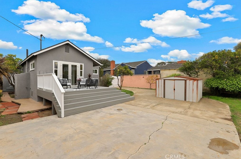 6660 81 St, Los Angeles CA 90045-2827 exterior