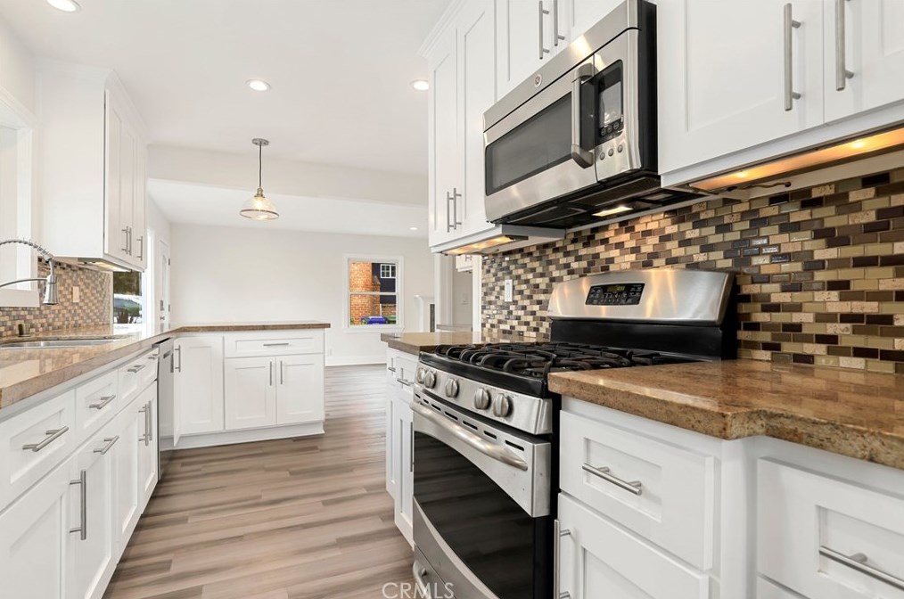 6660 81 St, Los Angeles CA 90045-2827 exterior