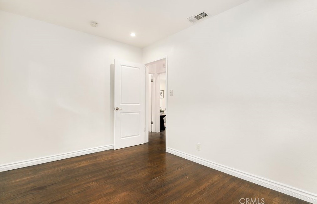 7736 Midfield Ave, Los Angeles CA  90045-3236 exterior