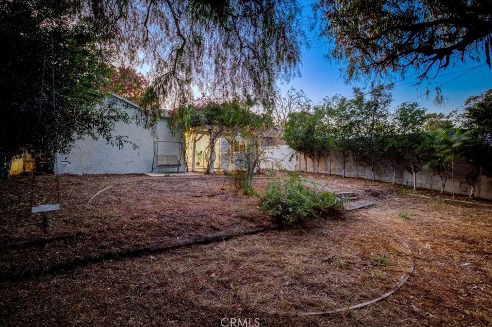 7736 Midfield Ave, Los Angeles CA  90045-3236 exterior