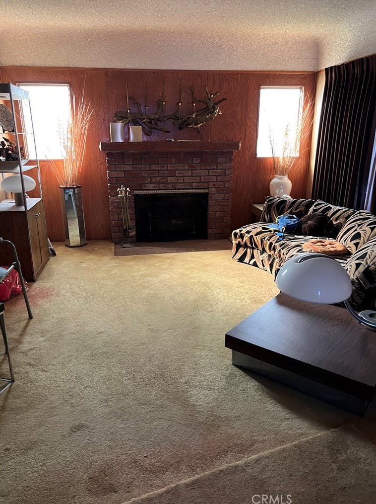 236 127th St, Los Angeles CA  90061-2345 exterior