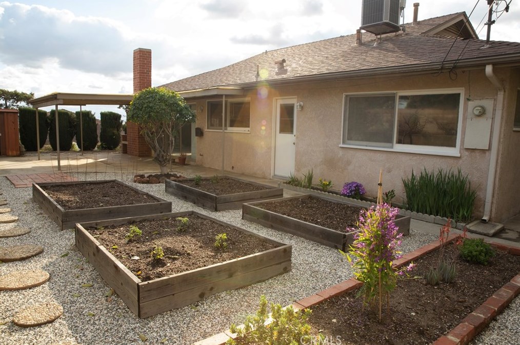 1480 Sunnyslope Dr, Monterey Park CA  91754-4504 exterior