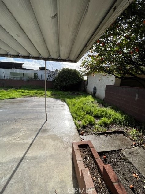 13766 Desmond St, Los Angeles CA  91331-2706 exterior