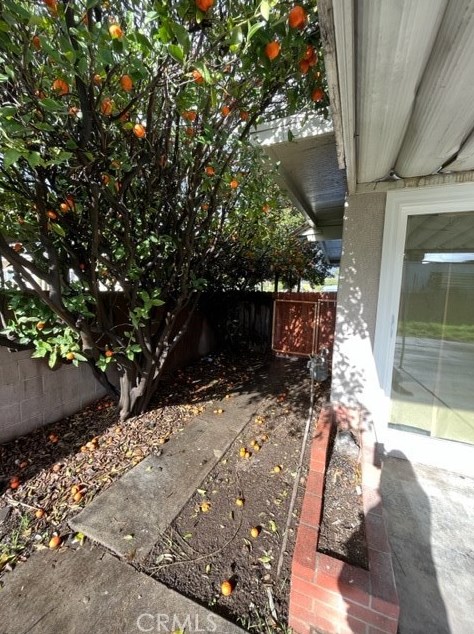 13766 Desmond St, Los Angeles CA  91331-2706 exterior