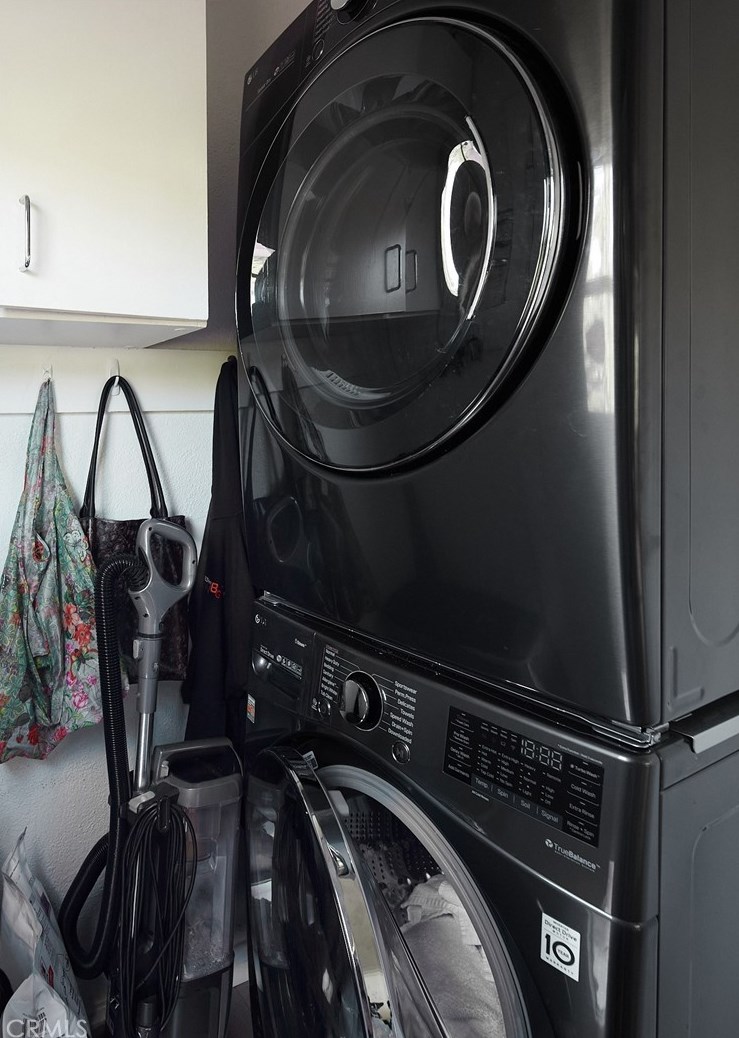 322 Loma Vista St, El Segundo CA  90245-2901 exterior