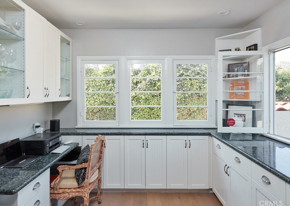 322 Loma Vista St, El Segundo CA  90245-2901 exterior