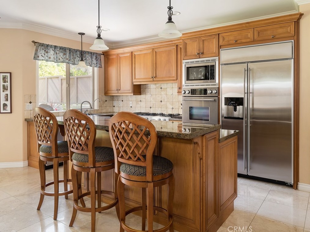 828 Penn St, El Segundo CA  90245-2511 exterior