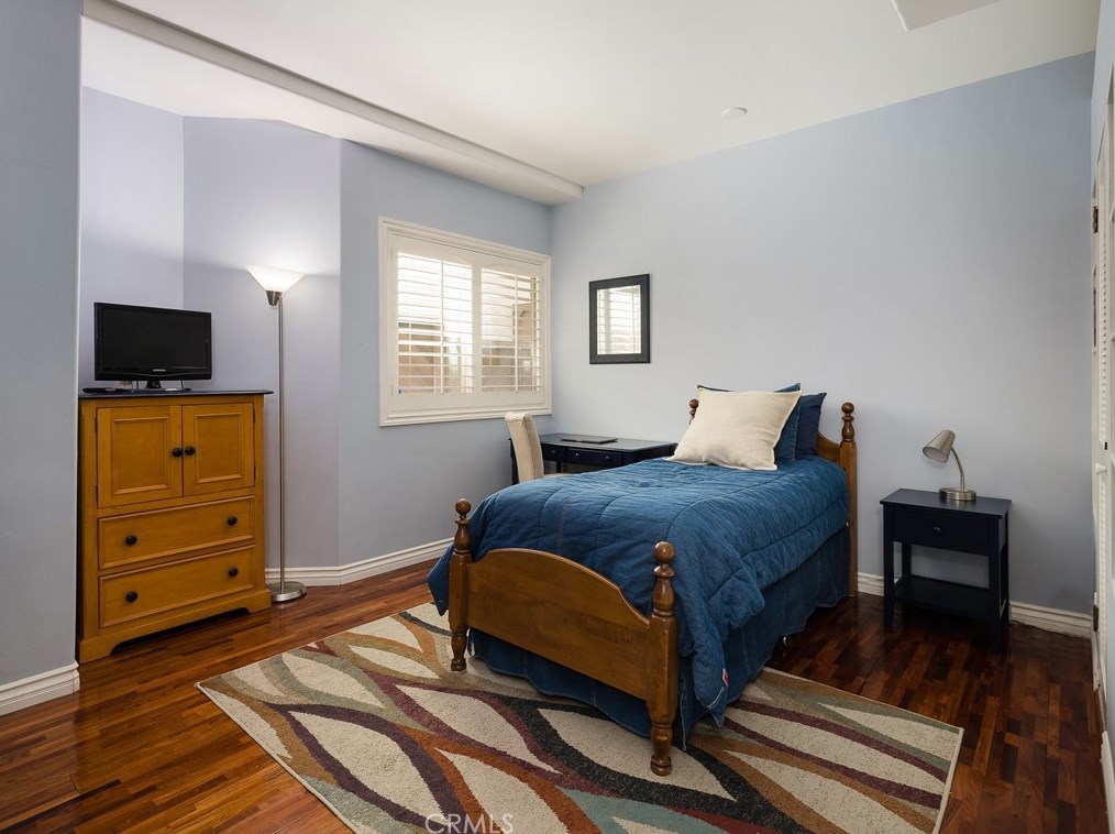 828 Penn St, El Segundo CA  90245-2511 exterior