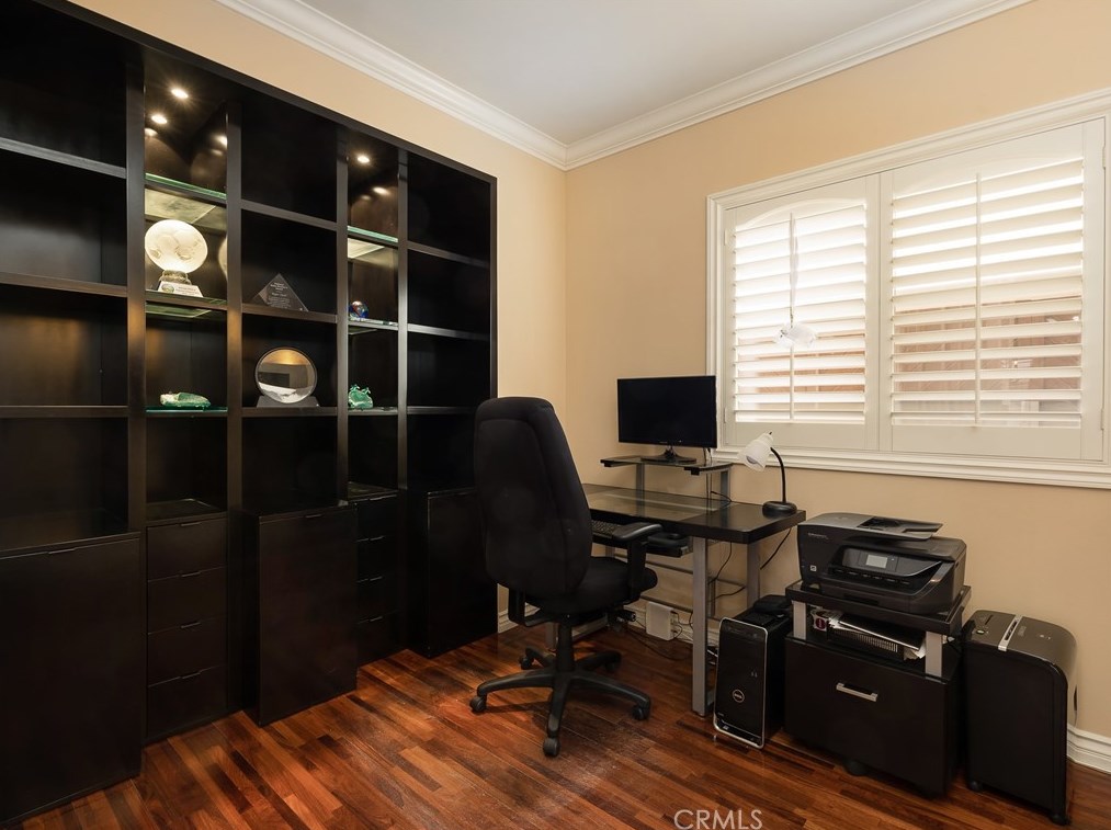 828 Penn St, El Segundo CA  90245-2511 exterior