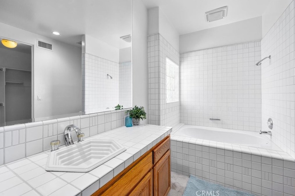 12643 Promontory Rd, Los Angeles CA  90049-6813 exterior