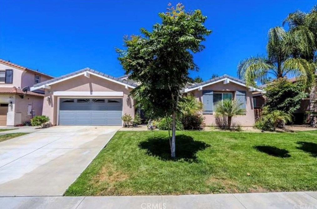 14685 Shady Valley Way, Moreno Valley CA  92555-5736 exterior