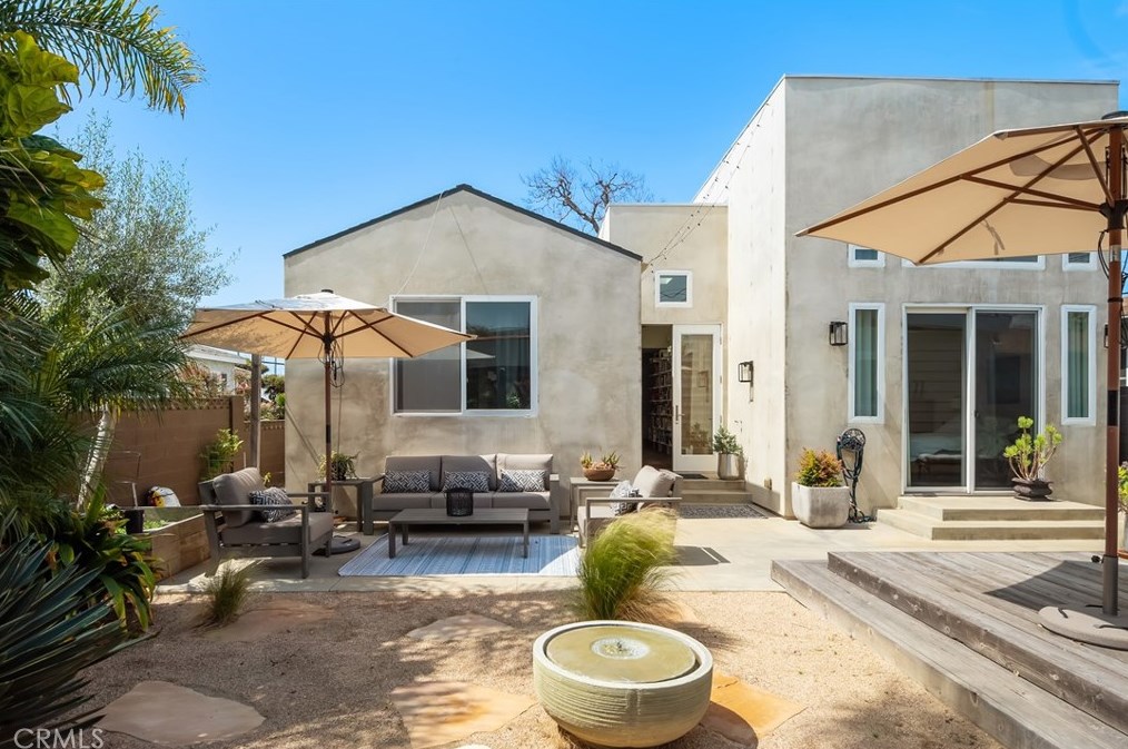 3818 Lyceum Ave, Los Angeles CA  90066-4125 exterior