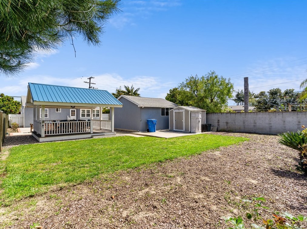 11423 Braddock Dr, Los Angeles CA  90230-5125 exterior