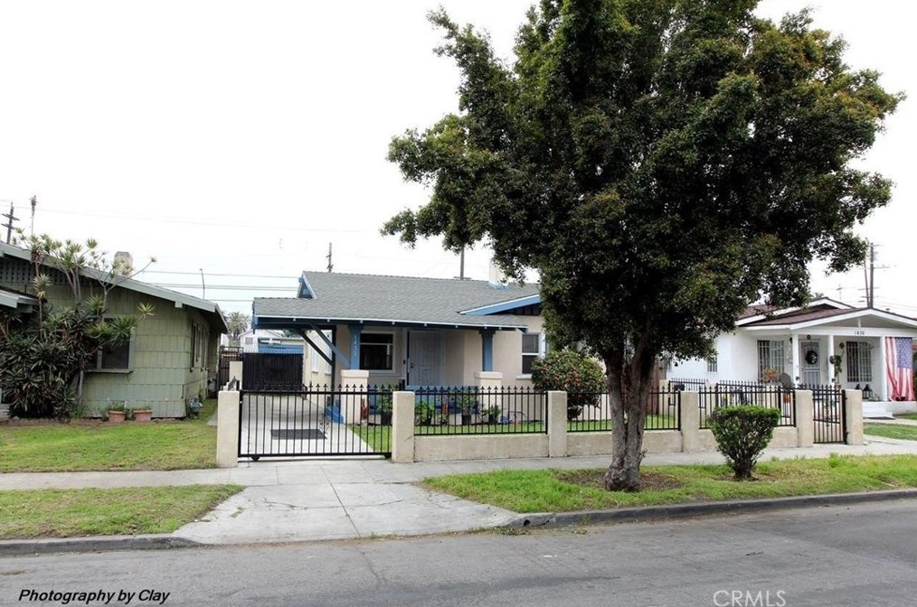 1432 58th St, Los Angeles CA  90011-4928 exterior