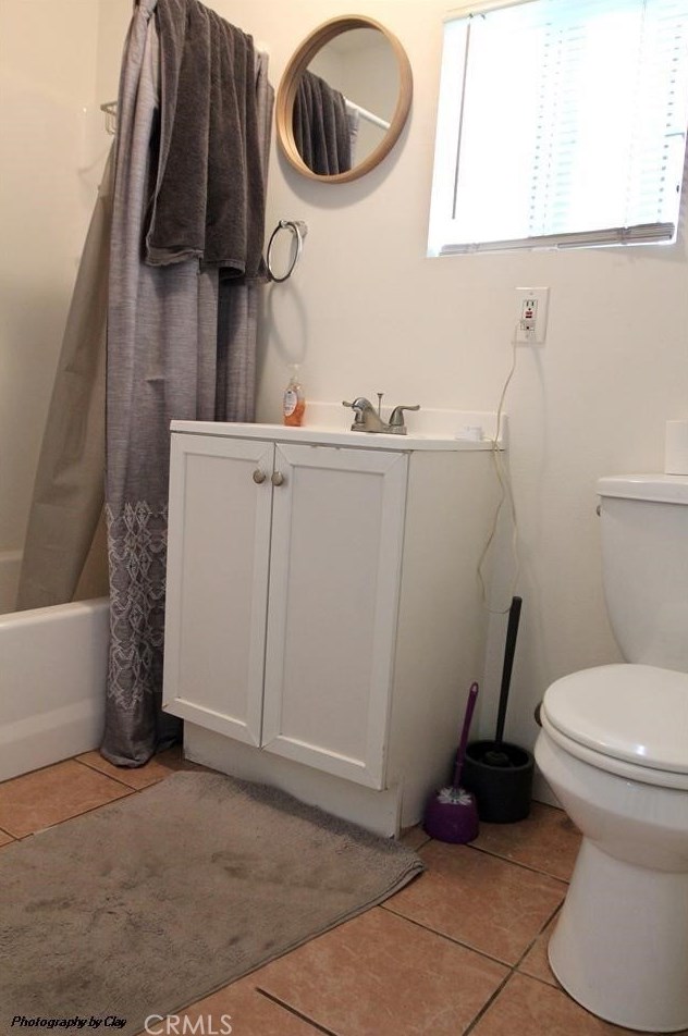 1432 58th St, Los Angeles CA  90011-4928 exterior