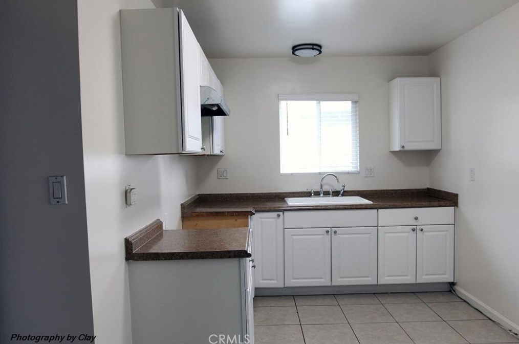 1432 58th St, Los Angeles CA  90011-4928 exterior