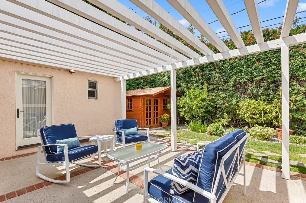9619 Monte Mar Dr, Los Angeles CA  90035-4015 exterior
