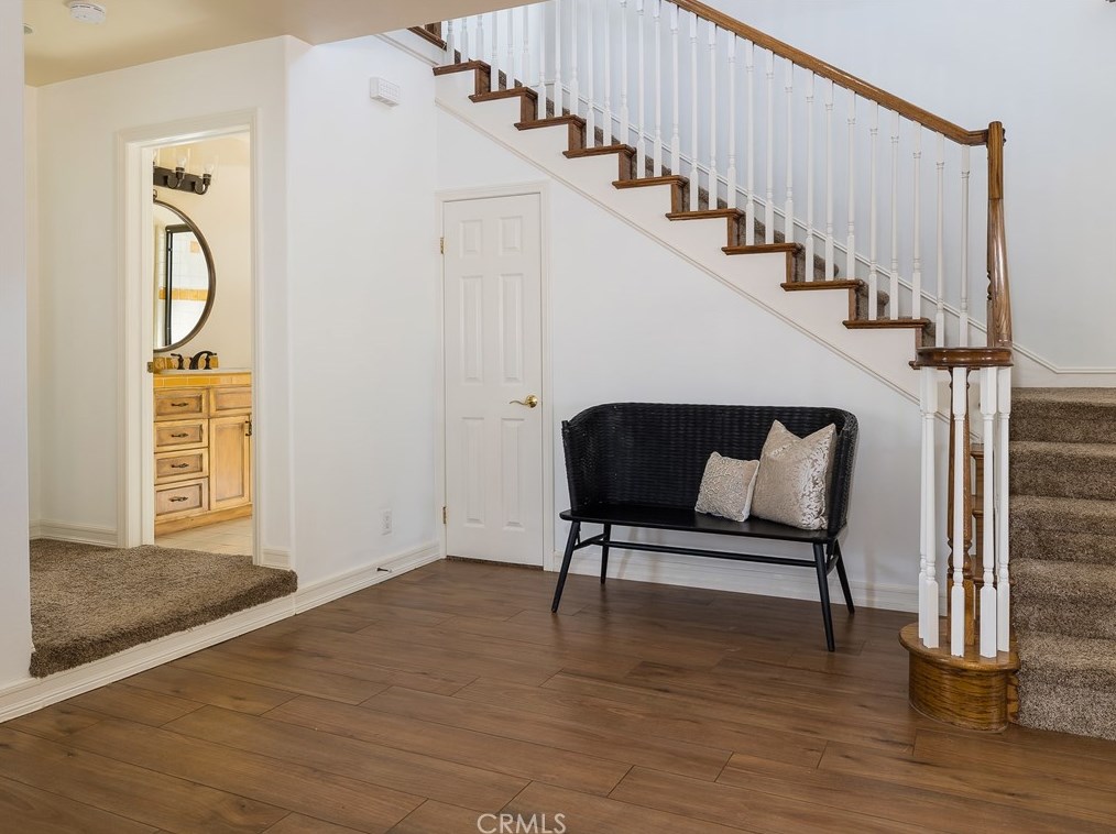 539 Maple Ave, El Segundo CA  90245-2425 exterior