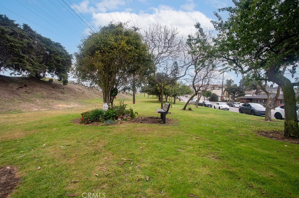 616 Imperial Ave, El Segundo CA 90245-2039 exterior