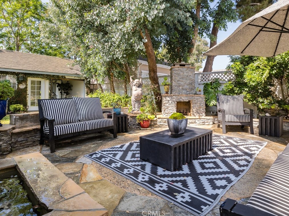 228 Maple Ave, El Segundo CA  90245-2330 exterior