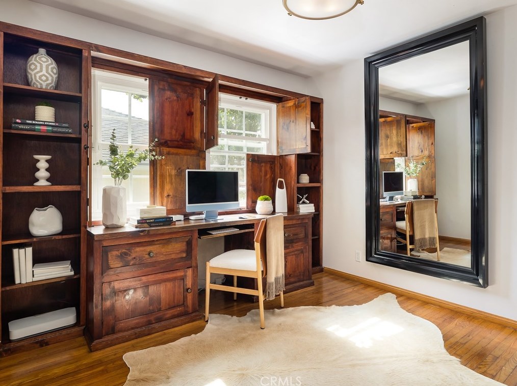 228 Maple Ave, El Segundo CA  90245-2330 exterior