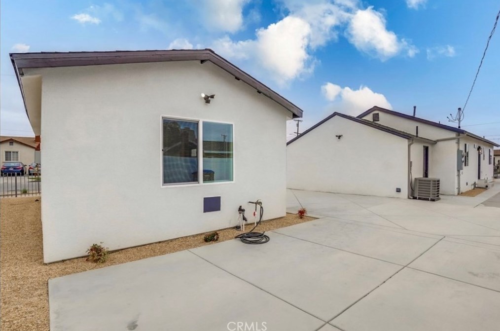 15221 Ibex Ave, Norwalk CA  90650-6635 exterior