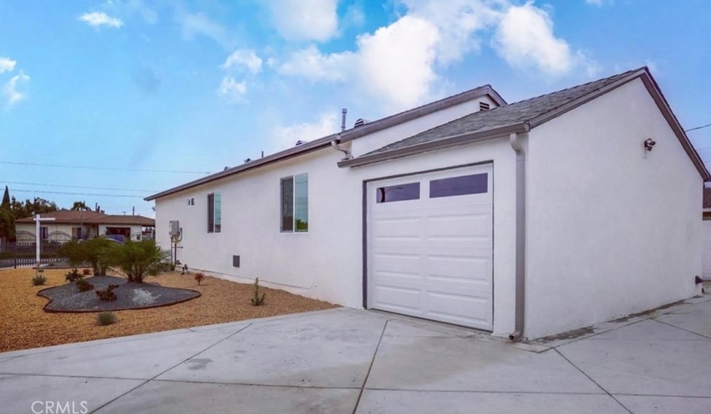 15221 Ibex Ave, Norwalk CA  90650-6635 exterior