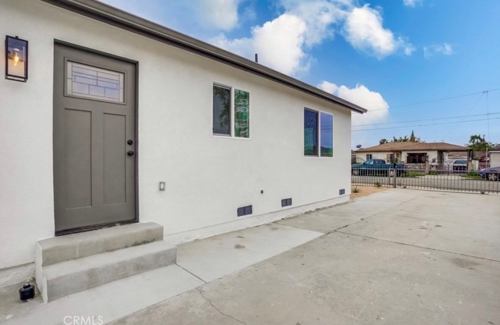 15221 Ibex Ave, Norwalk CA  90650-6635 exterior