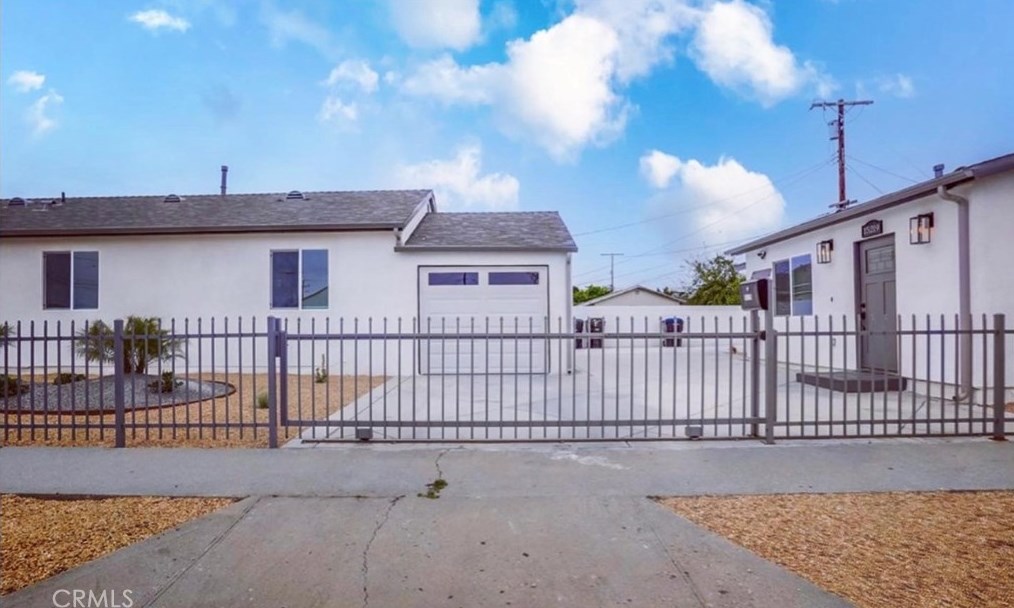 15221 Ibex Ave, Norwalk CA  90650-6635 exterior