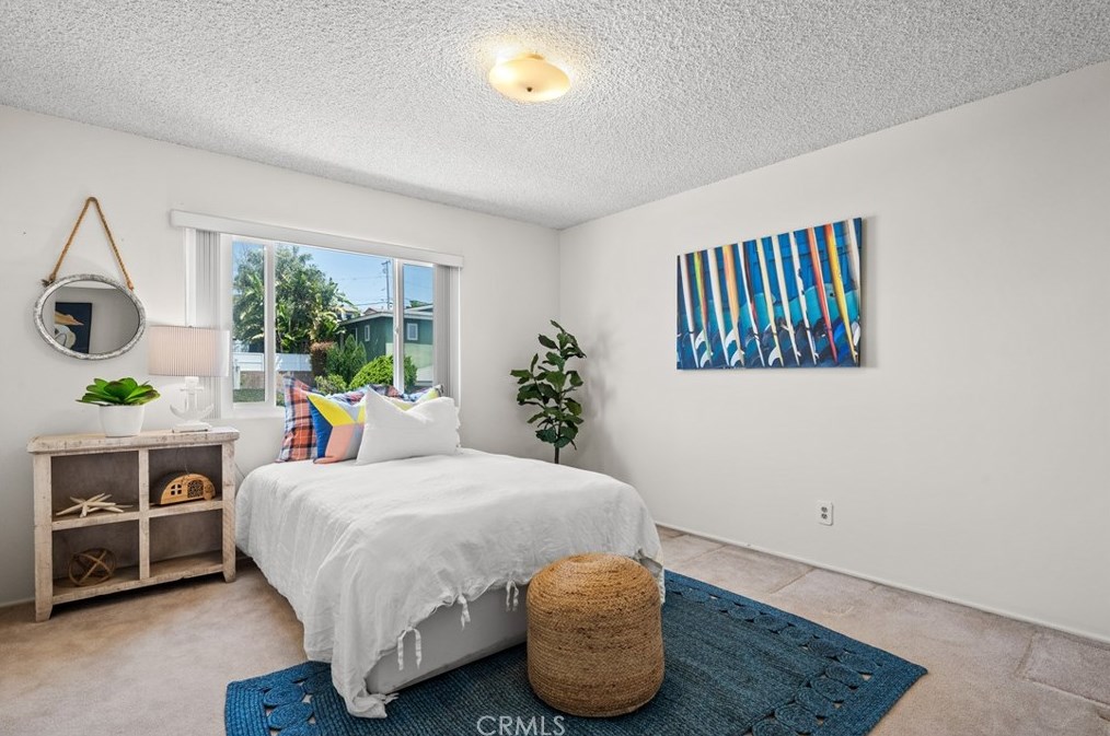 622 Hillcrest St, El Segundo CA  90245-2960 exterior