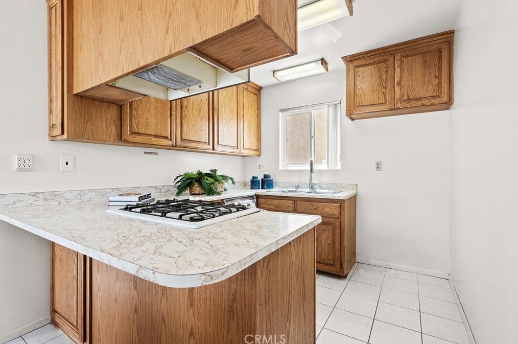 622 Hillcrest St, El Segundo CA  90245-2960 exterior