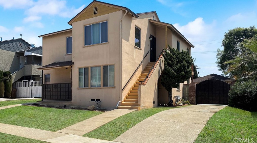 10514 Haas Ave, Los Angeles CA  90047-4334 exterior