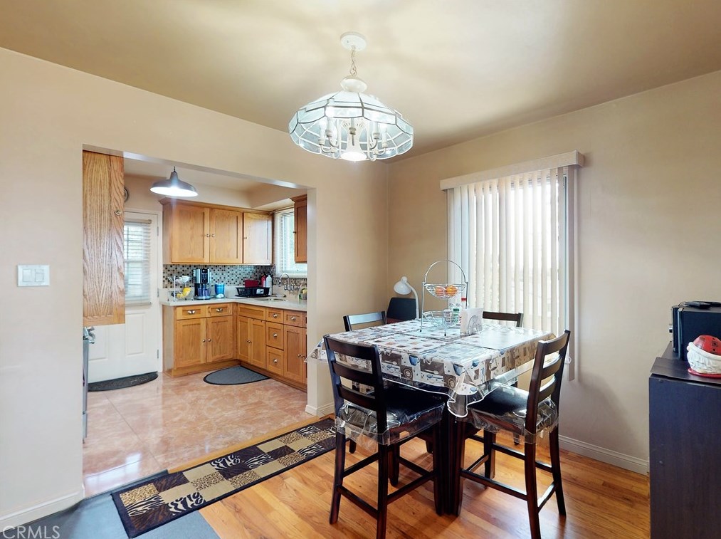 10514 Haas Ave, Los Angeles CA  90047-4334 exterior
