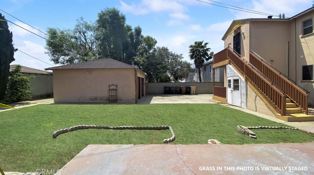 10514 Haas Ave, Los Angeles CA  90047-4334 exterior
