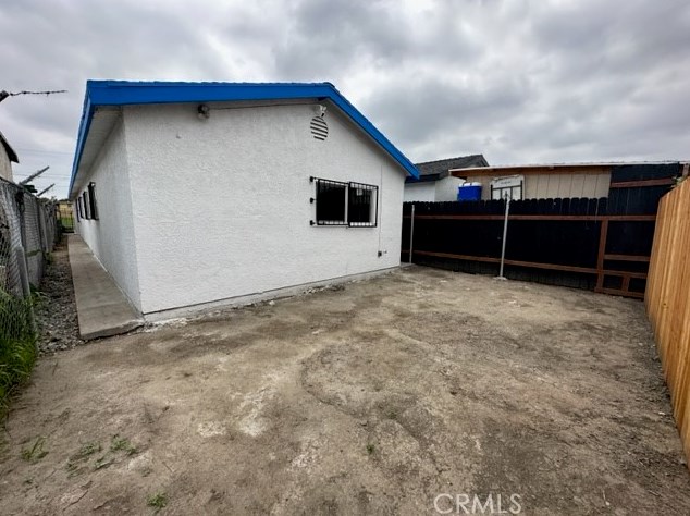 1329 111th St, Los Angeles CA  90044-1407 exterior