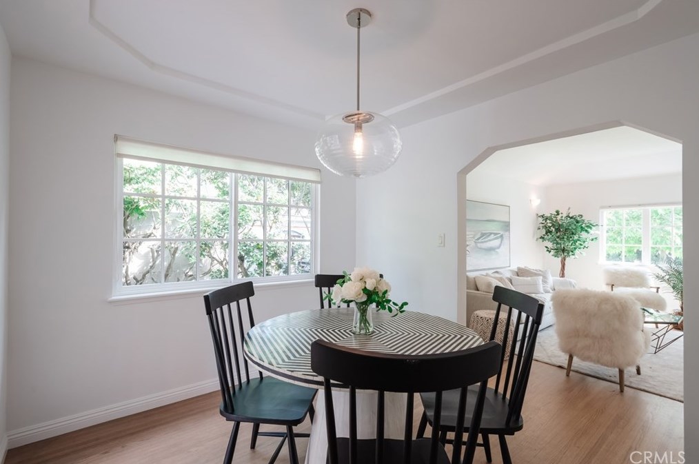 2524 Ardmore Ave, Hermosa Beach CA  90254-2224 exterior