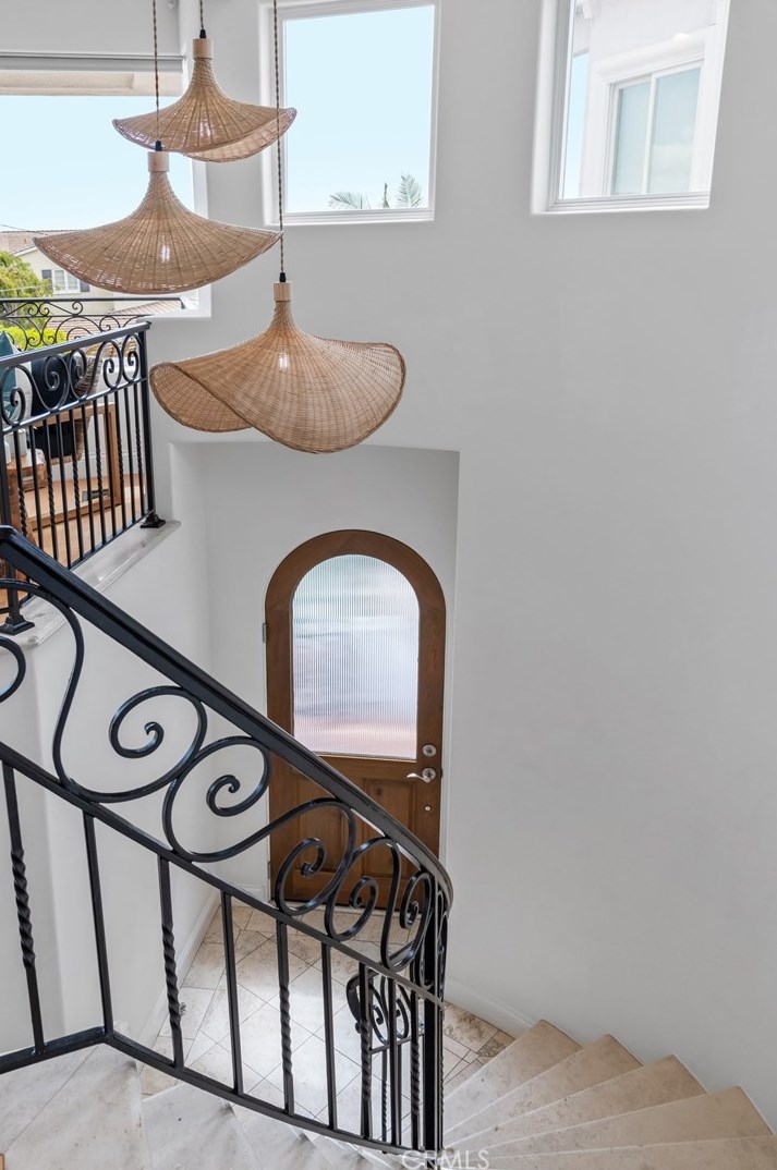 2130 Monterey Blvd, Hermosa Beach CA  90254-2630 exterior