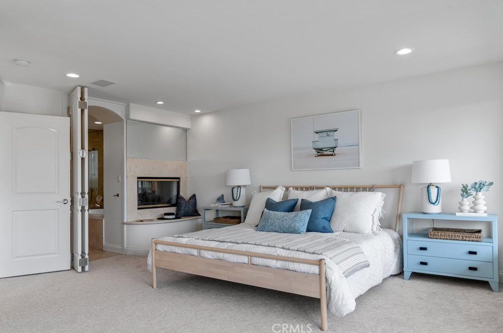 2130 Monterey Blvd, Hermosa Beach CA  90254-2630 exterior