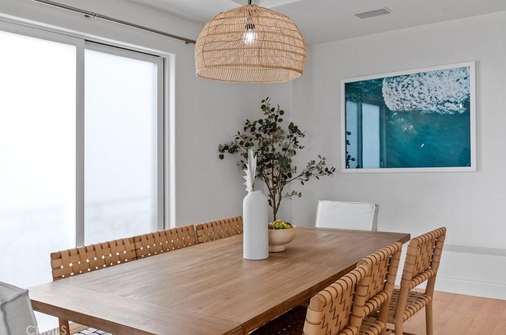 2130 Monterey Blvd, Hermosa Beach CA  90254-2630 exterior