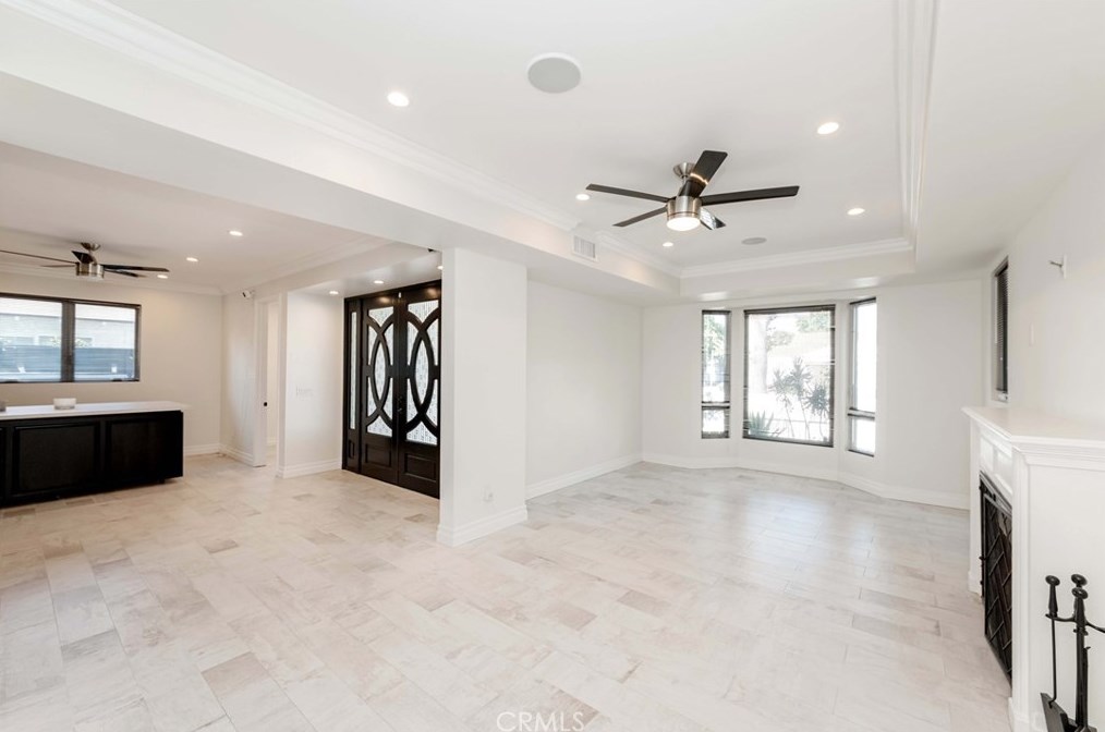 3834 Dublin Ave, Los Angeles CA  90008-1920 exterior