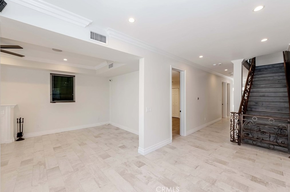 3834 Dublin Ave, Los Angeles CA  90008-1920 exterior