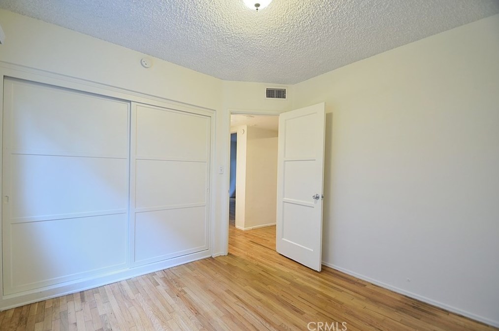 1637 Maple Ave, El Segundo CA 90245-3258 exterior