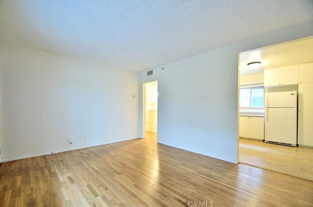 1637 Maple Ave, El Segundo CA 90245-3258 exterior