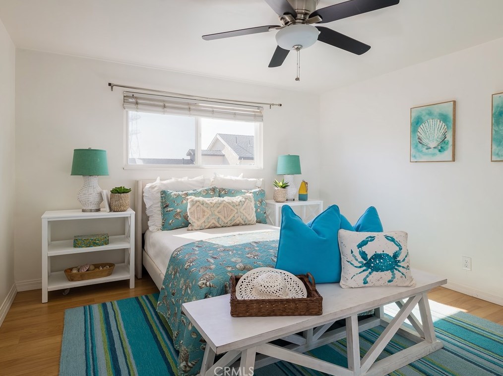 715 Hillcrest St, El Segundo CA  90245-2002 exterior