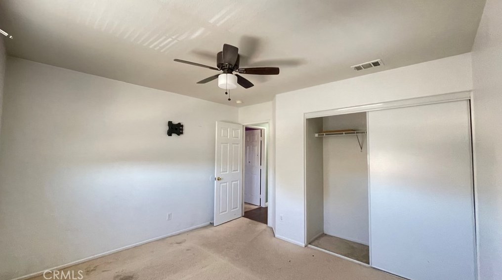 8911 Newcastle Ave, Hesperia CA  92344-8286 exterior