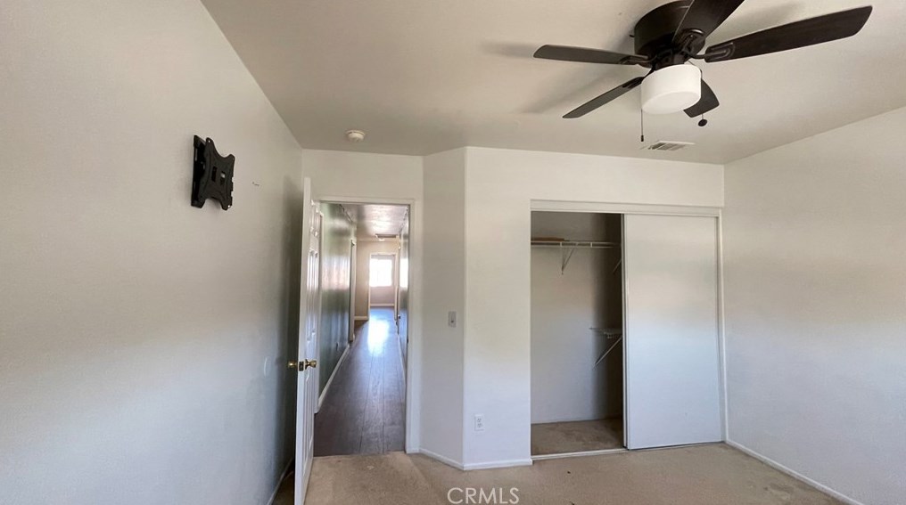 8911 Newcastle Ave, Hesperia CA  92344-8286 exterior