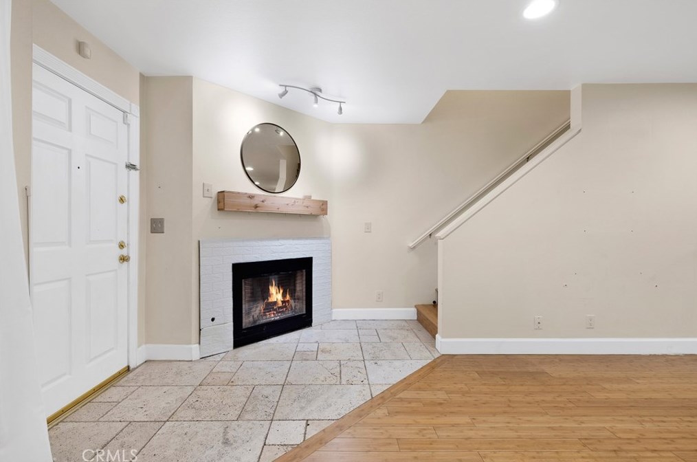 3326 Holly Grove St, Thousand Oaks CA  91362-3363 exterior
