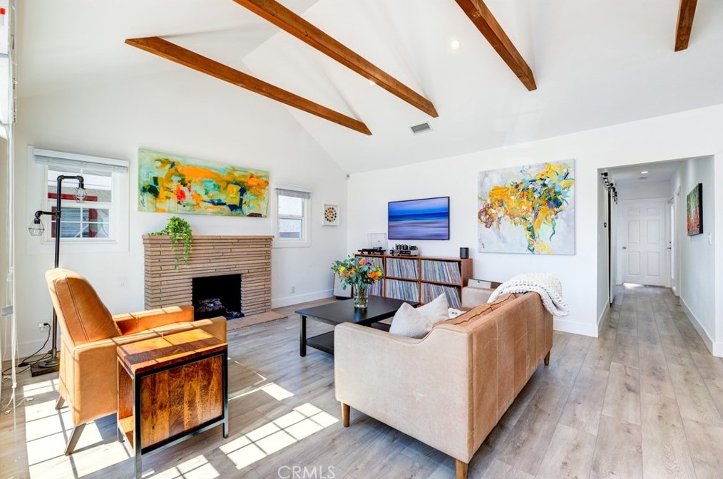 4027 60th St, Los Angeles CA  90043-3636 exterior